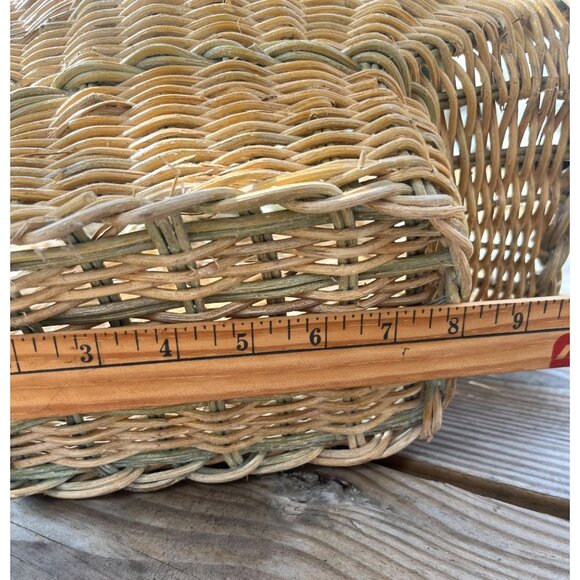 Vintage 1970s Wicker Rattan Flower Basket/Planter/Newspaper Rack - Picture 6 of 12